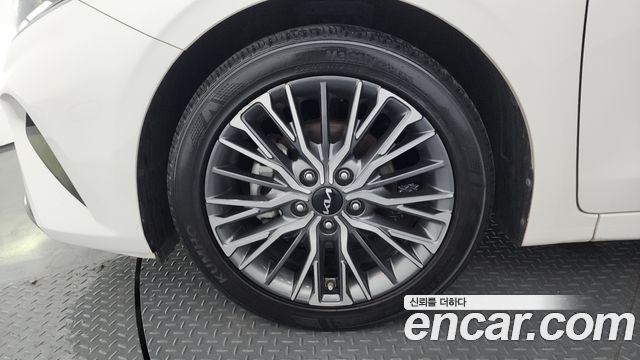 Kia K3 из Кореи Encar