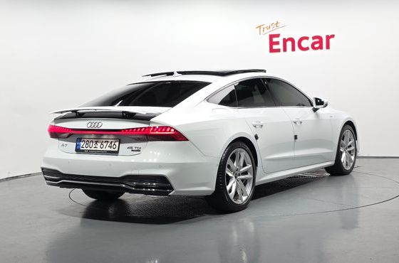 Audi A7 45 TDI Quattro Premium — пробег 17 522 км — фото 2 из 5