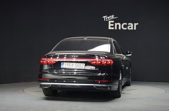 Audi A8 50 TDI Quattro LWB — пробег 110 475 км — фото 4 из 5
