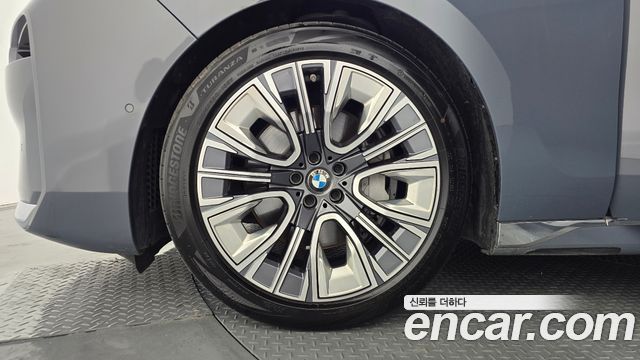 BMW 7-Series 740i sDrive Design Pure Excellence — пробег 79 021 км — фото 5 из 5