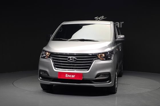 Hyundai Starex Van 5-Seater Smart — пробег 4 211 км — фото 3 из 5