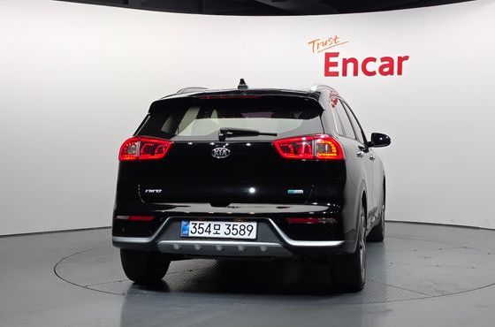 Kia Niro Noblesse — пробег 83 770 км — фото 4 из 5