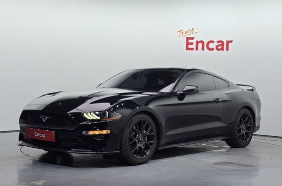Ford Mustang Coupe — пробег 96 566 км — фото 1 из 5