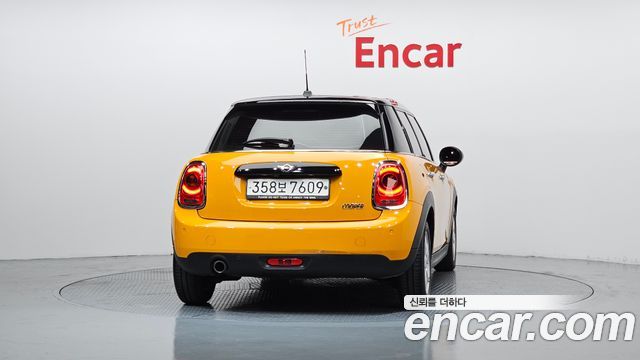 Mini Cooper из Кореи Encar