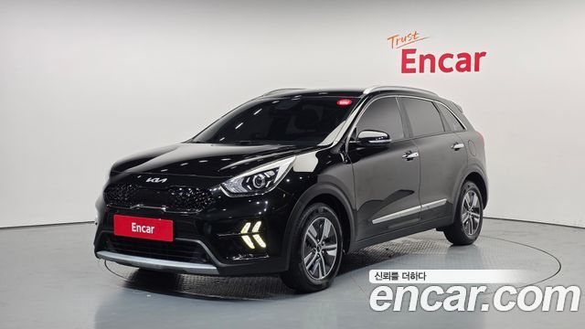 Kia Niro 1.6 HEV Prestige — пробег 68 264 км — фото 1 из 5