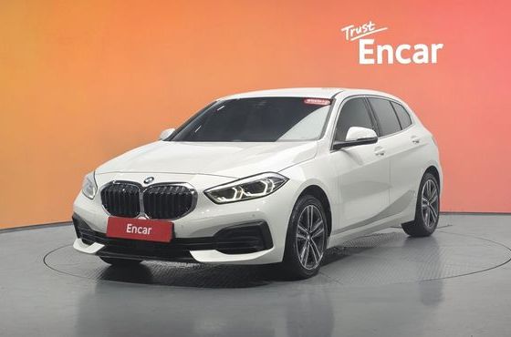 BMW 1-Series 120i Advantage — пробег 52 297 км — фото 1 из 5