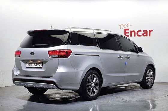 Kia Carnival 9-seater Prestige — пробег 131 756 км — фото 2 из 5