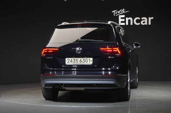Volkswagen Tiguan 2.0 TDI 4Motion Prestige — пробег 159 181 км — фото 4 из 5