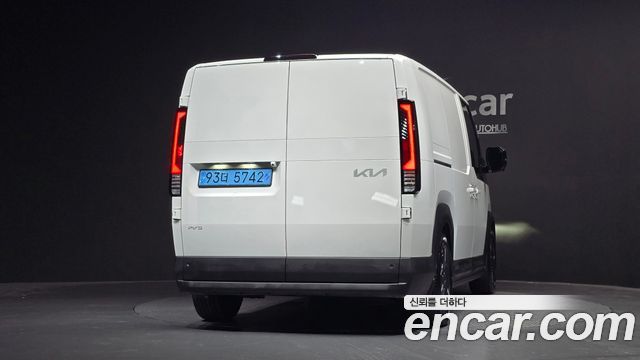 Kia PV5 из Кореи Encar