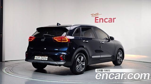 Kia Niro 1.6 HEV Noblesse Special — пробег 89 165 км — фото 2 из 5