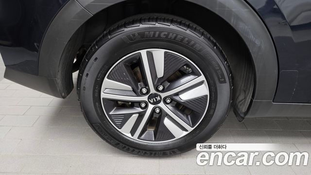 Kia Niro 1.6 HEV Noblesse Special — пробег 89 165 км — фото 5 из 5