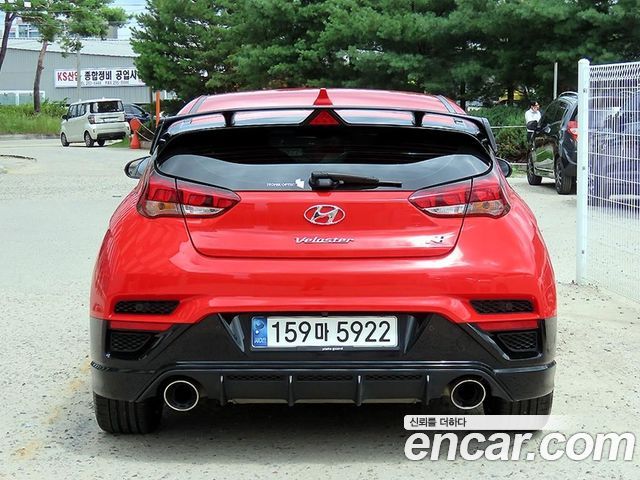 Hyundai Veloster из Кореи Encar