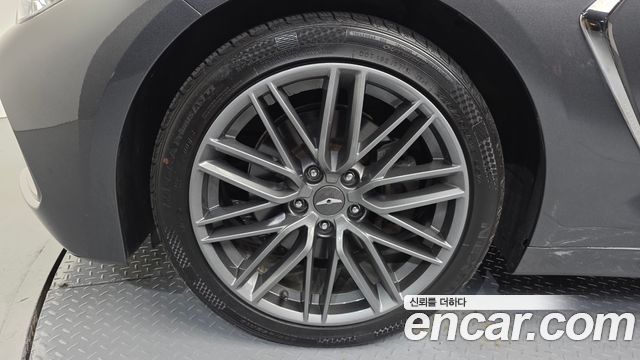 Genesis G70 из Кореи Encar