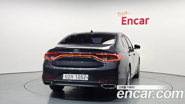 Hyundai Grandeur из Кореи Encar