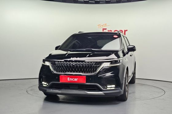 Kia Carnival Gasoline 7-Seater Signature — пробег 98 273 км — фото 3 из 5