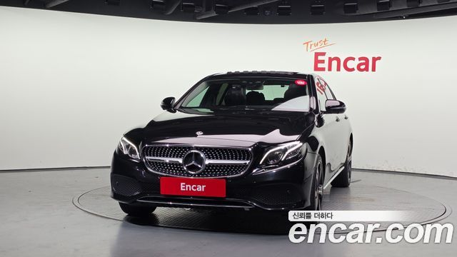 Mercedes-Benz E-Class E300 4MATIC Avnatgarde — пробег 184 965 км — фото 3 из 5