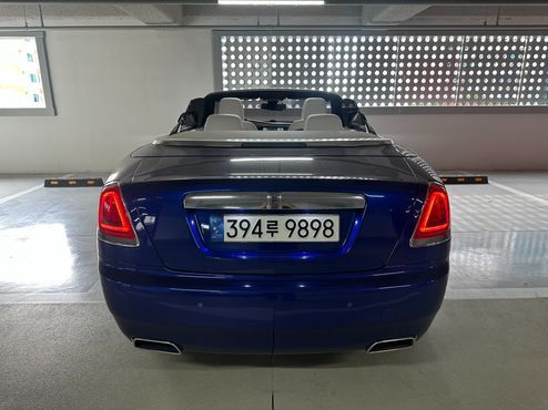 Rolls-Royce Dawn 6.6 V12 — пробег 66 000 км — фото 3 из 5