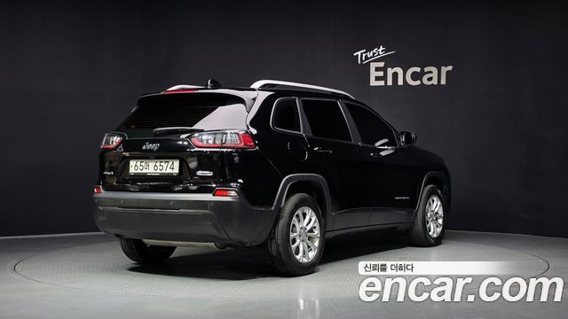 Jeep Cherokee 2.4 Longitude High AWD — пробег 84 139 км — фото 2 из 5