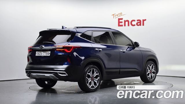 Kia Seltos из Кореи Encar