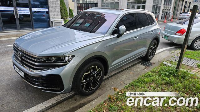 Volkswagen Touareg 3.0 TDI Prestige — пробег 624 км — фото 2 из 5