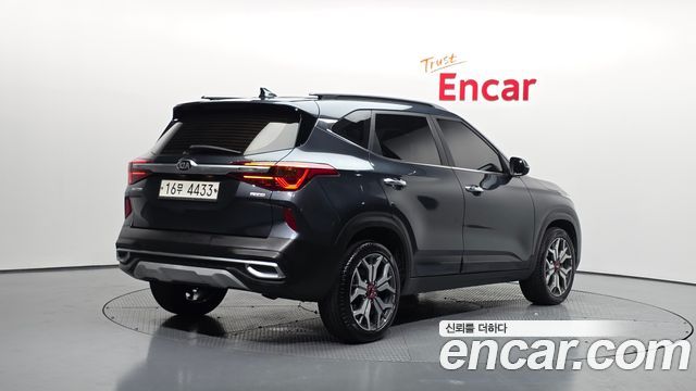 Kia Seltos из Кореи Encar
