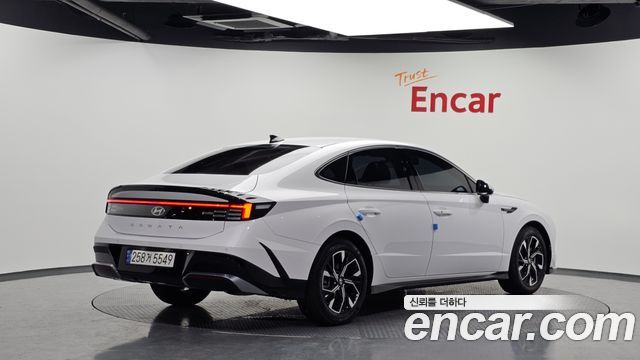 Hyundai Sonata 2.0 Premium — пробег 13 810 км — фото 2 из 5