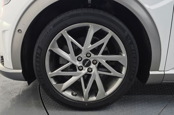 Genesis GV60 Standard AWD — пробег 89 110 км — фото 5 из 5