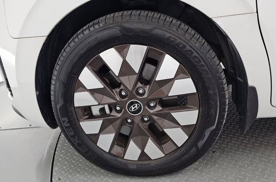 Hyundai Staria 4WD Camper Prestige Camper 4Seater — пробег 22 534 км — фото 5 из 5
