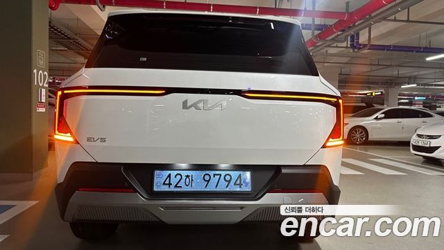 Kia EV5 Long Range 2WD AIr — пробег 247 км — фото 4 из 5