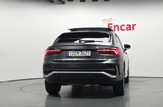 Audi Q3 35 TDI Quattro Premium Sportback — пробег 19 879 км — фото 4 из 5