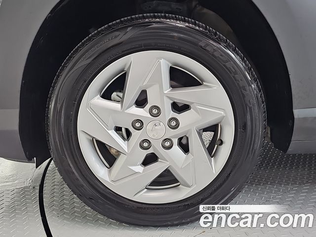 Hyundai Kona Premium — пробег 42 399 км — фото 5 из 5