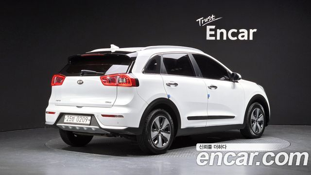 Kia Niro из Кореи Encar