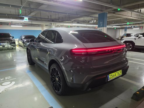 Porsche Macan 4S — пробег 9 122 км — фото 5 из 5