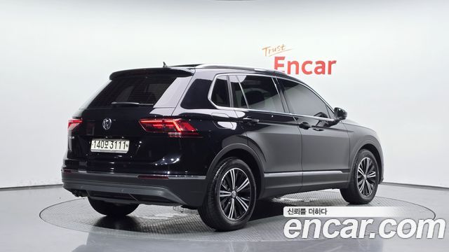 Volkswagen Tiguan из Кореи Encar