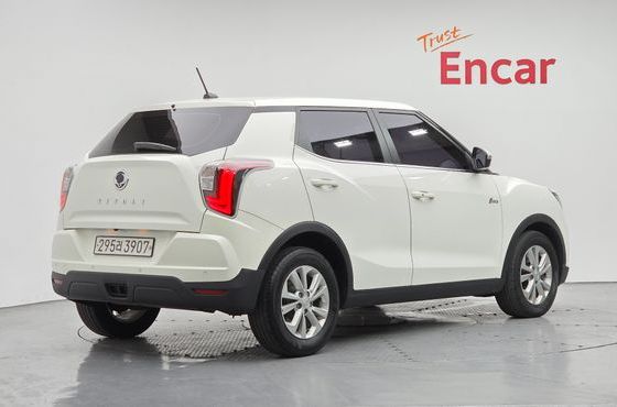 Ssangyong TIBOLI Gasoline 1.5 2WD V1 — пробег 65 221 км — фото 2 из 5