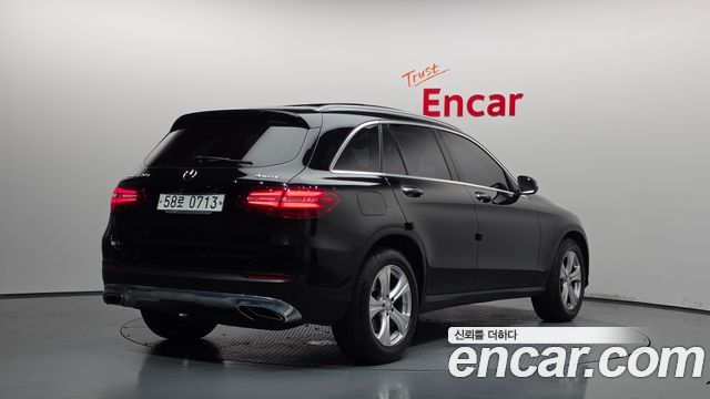 Mercedes-Benz GLC-Class GLC220 d 4MATIC — пробег 49 623 км — фото 2 из 5