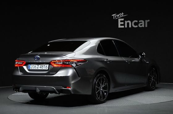 Toyota Camry 2.5 XSE Hybrid — пробег 21 071 км — фото 2 из 5