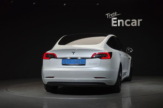 Tesla Model 3 Long Range AWD — пробег 84 834 км — фото 4 из 5