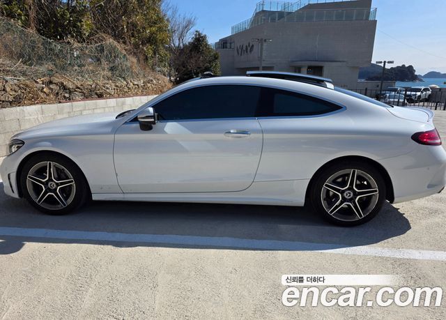 Mercedes-Benz C-Class из Кореи Encar