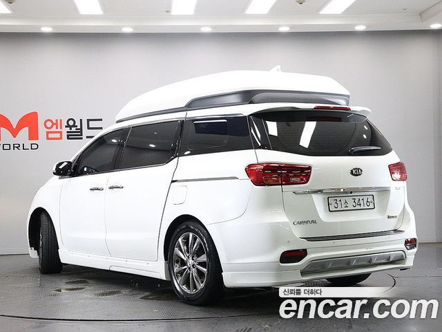 Kia Carnival из Кореи Encar