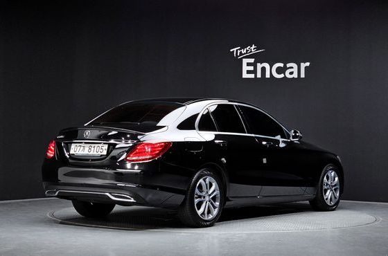 Mercedes-Benz C-Class C220 d Avantgarde — пробег 82 722 км — фото 2 из 5