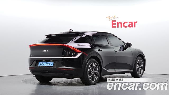 Kia EV6 Long Range Air — пробег 71 409 км — фото 2 из 5