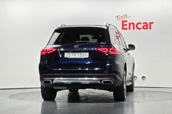 Mercedes-Benz GLE-Class GLE300d 4MATIC — пробег 82 888 км — фото 4 из 5