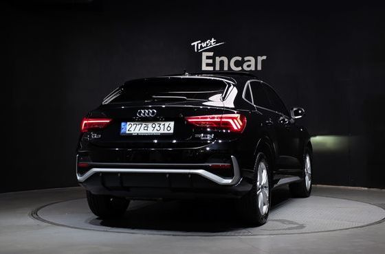 Audi Q3 35 TDI Quattro Premium Sportback — пробег 84 401 км — фото 4 из 5