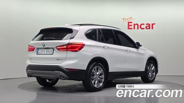 BMW X1 xDrive 18d Joy — пробег 102 960 км — фото 2 из 5