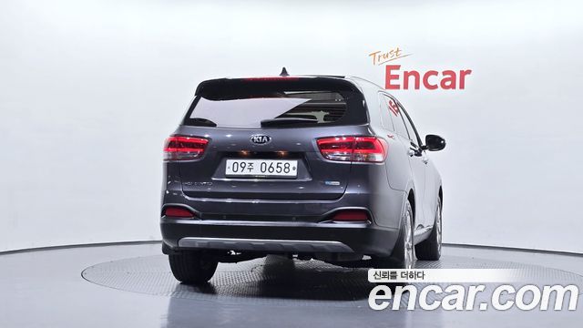 Kia Sorento из Кореи Encar