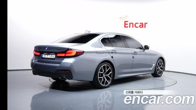 BMW 5-Series 530i xDrive M Sport Package — пробег 22 103 км — фото 2 из 5