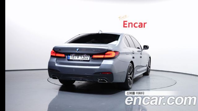 BMW 5-Series 530i xDrive M Sport Package — пробег 22 103 км — фото 4 из 5