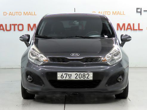 Kia pride 1.6 GDI Hatchback Prestige — пробег 108 356 км — фото 2 из 5