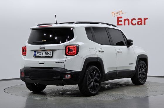 Jeep Renegade 1.3 Limited — пробег 23 569 км — фото 2 из 5